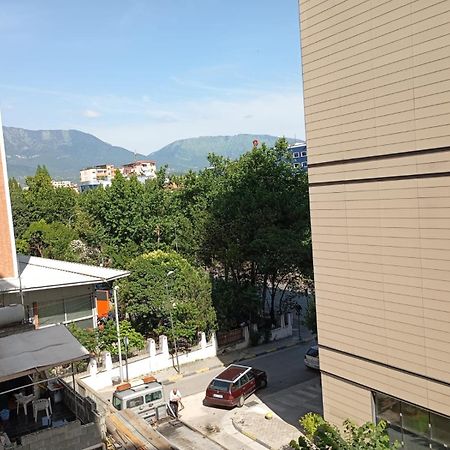 Royal 3 Hostel Tiranë Eksteriør bilde