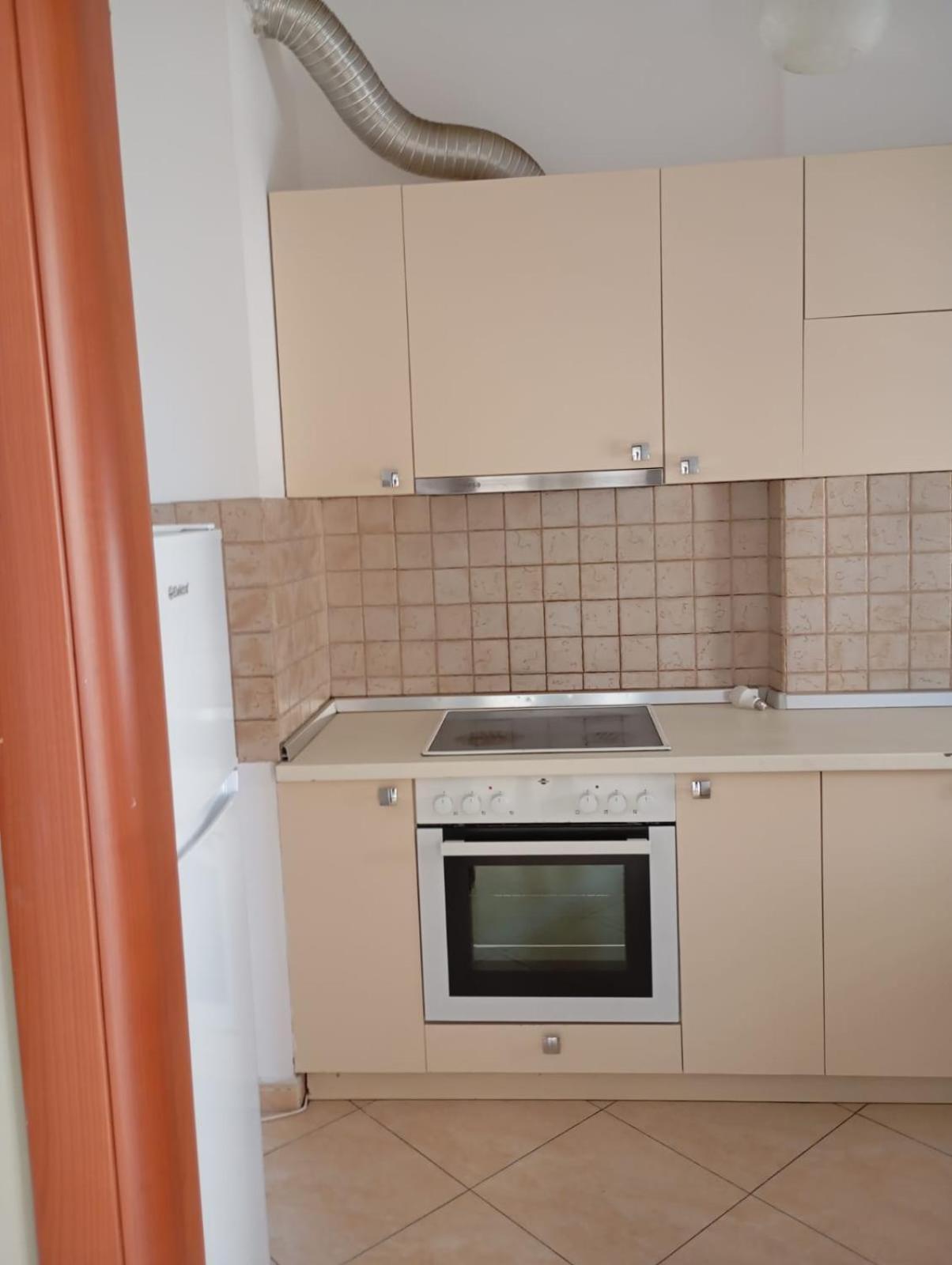 Royal 3 Hostel Tiranë Eksteriør bilde