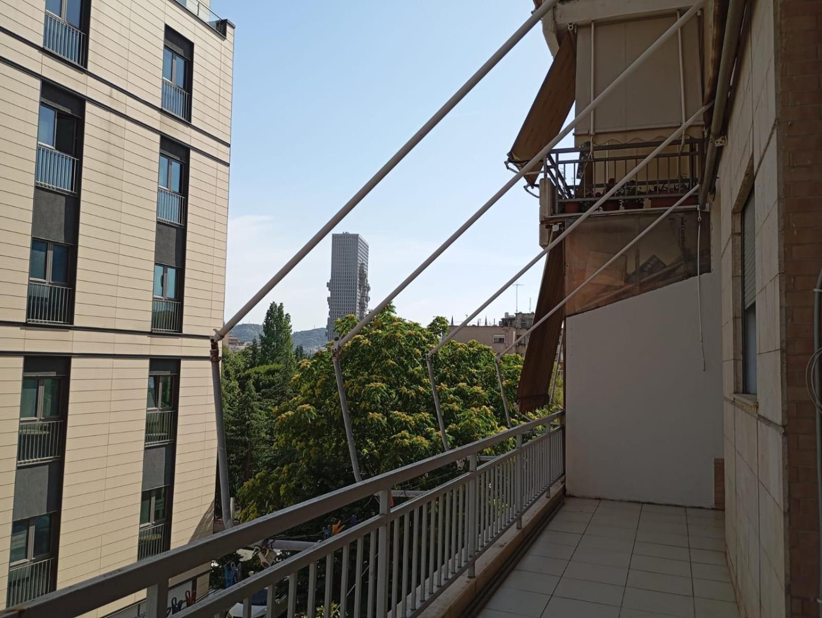 Royal 3 Hostel Tiranë Eksteriør bilde